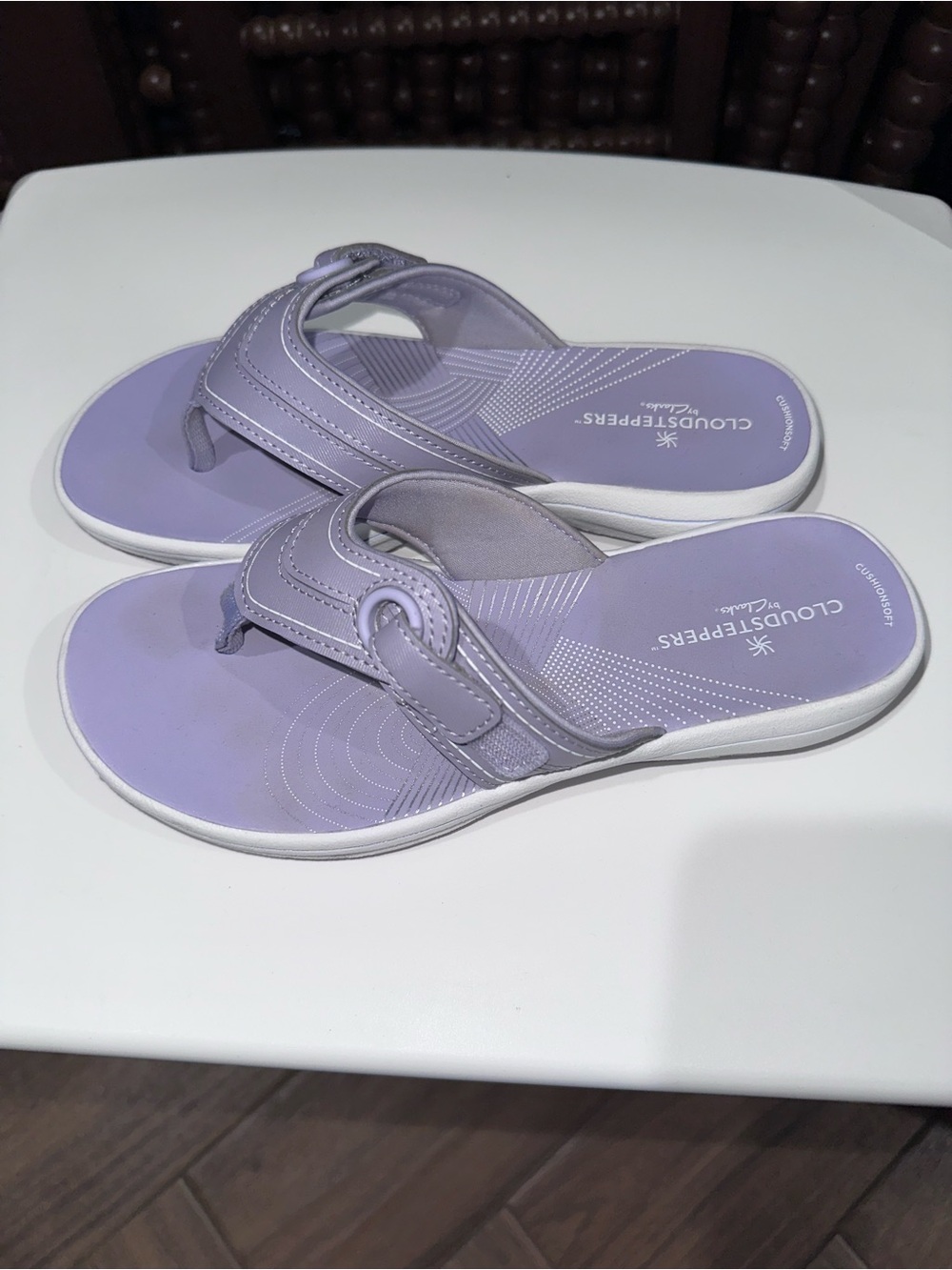 Cloudsteppers Breeze Reyna Clarks Lilac Comfort Thong Sandals, purple